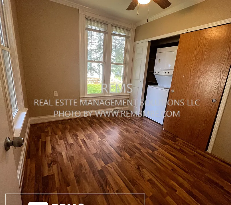 222 Mill St