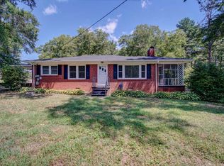 220 Foster St, Cowpens, SC 29330