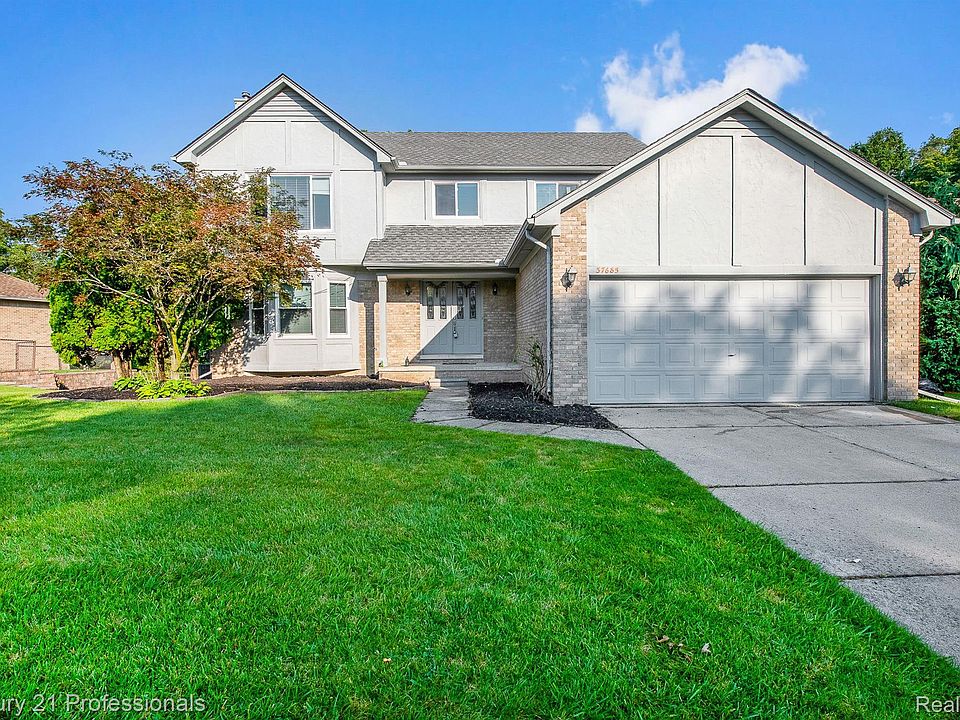 1st image of 37685 Pocahontas Dr