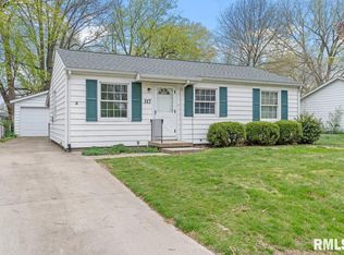 317 Parkview Dr, Rochester, IL 62563