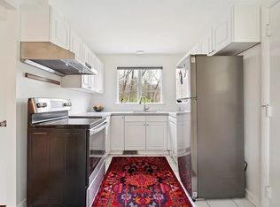 64 Trapelo Rd #1, Lincoln, MA 01773