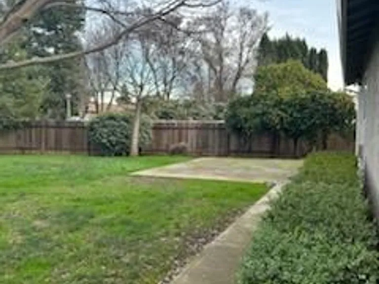 400 W Creekside Cir — Photo 14