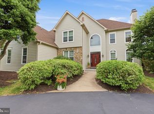 25 Alexanders Ct, Newtown, PA 18940