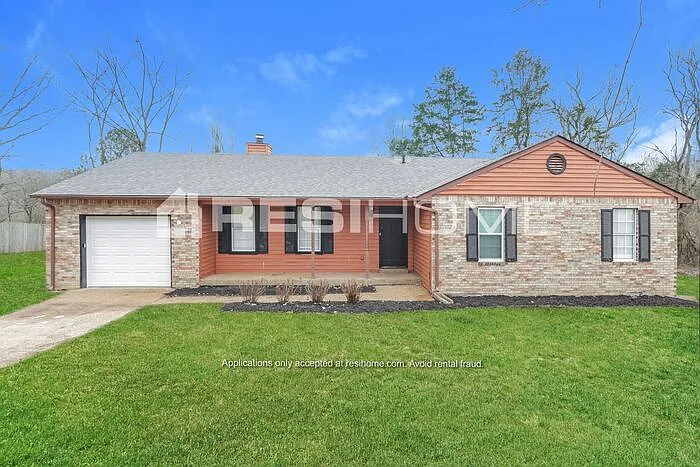 665 Roxanne Dr
