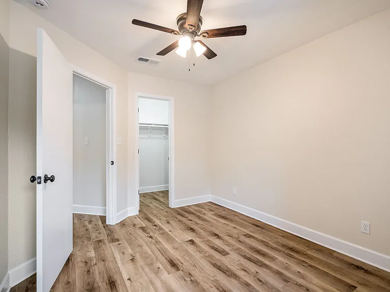605 Wilcox St #B — Photo 10