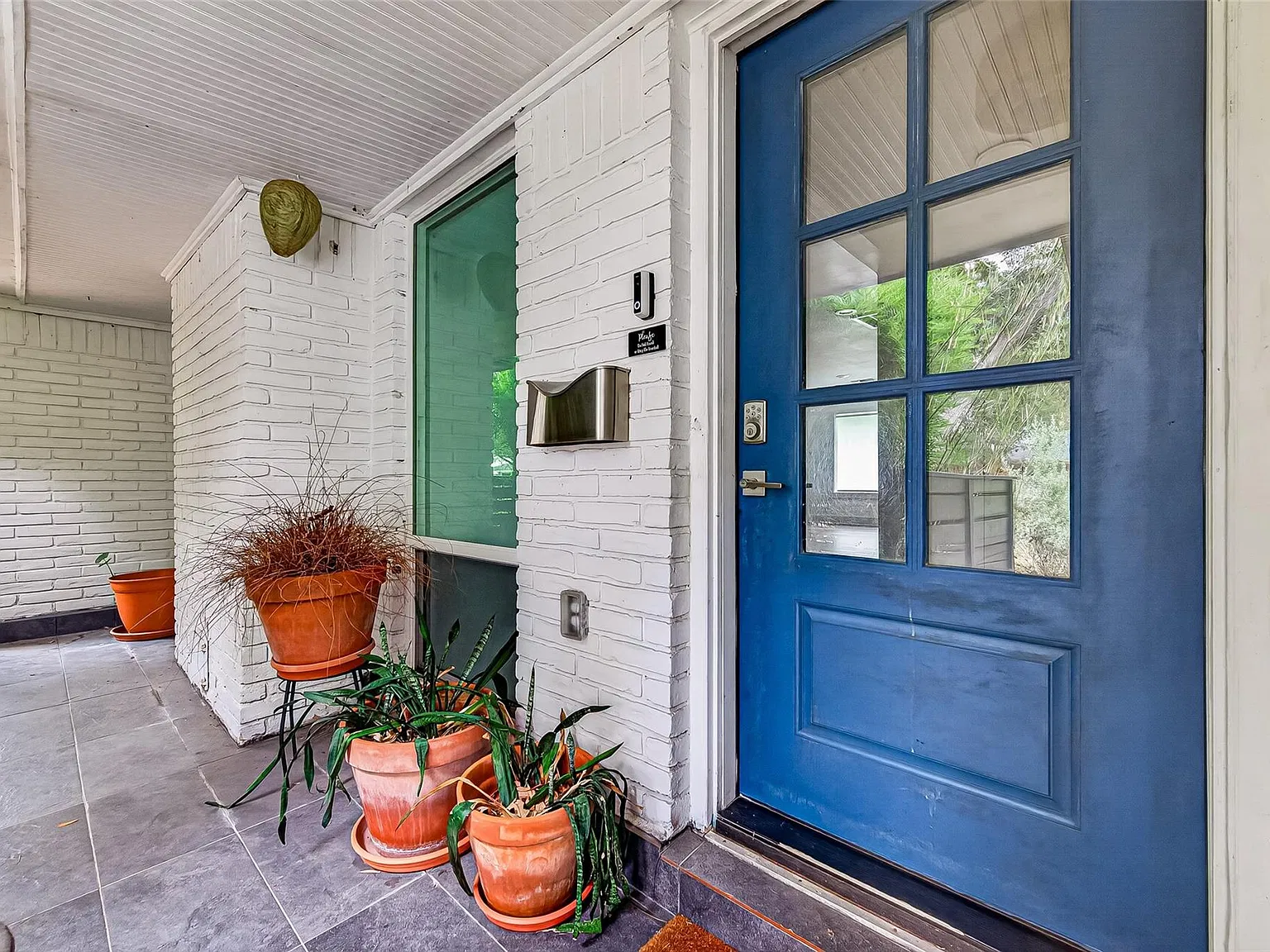 3 bed, 2.5 bath, 1713 sqft, $3,450 — Photo 4