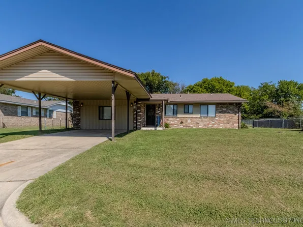 1133 SE 14th St, Pryor, OK 74361