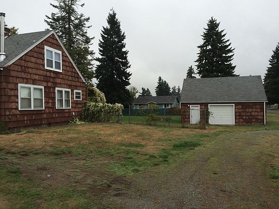 2nd image of 504 Jefferson Ave NW