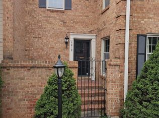 6818 Constitution Ln, Charlotte, NC 28210