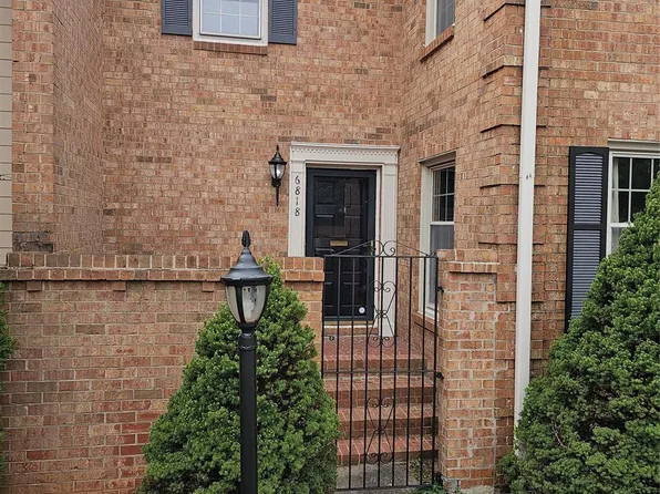 6818 Constitution Ln, Charlotte, NC 28210