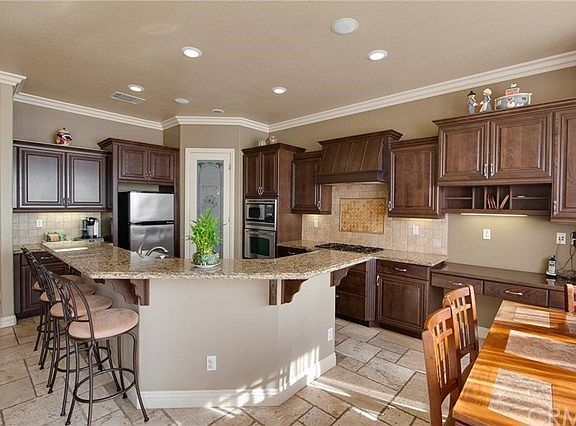 4th image of 966 Oliviamae Cir