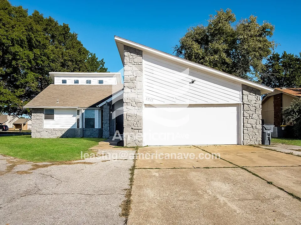 2977 W 115th Pl S