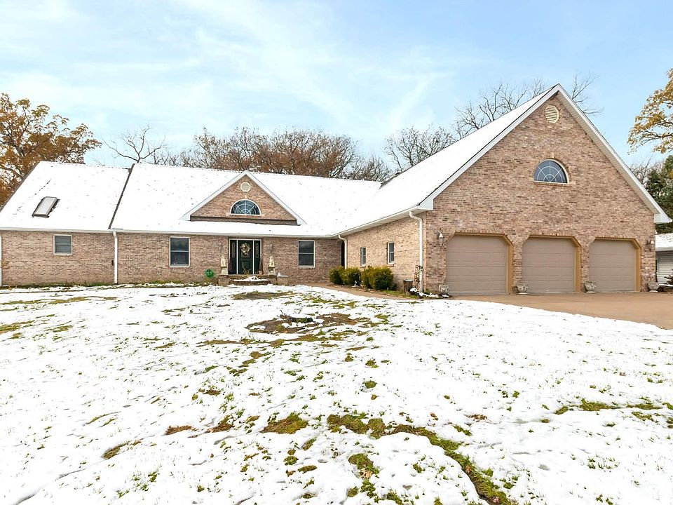 1st image of 123 Sherwood Dr