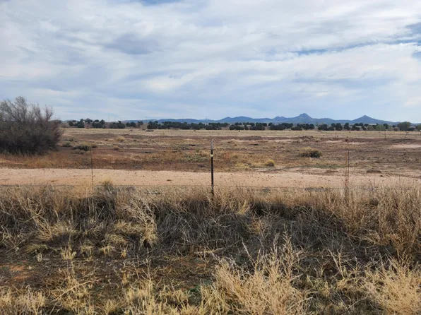 05-118B N Champagne Ln, Paulden, AZ 86334