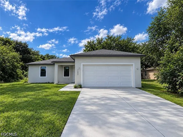 1293 Mission Ln, Labelle, FL 33935