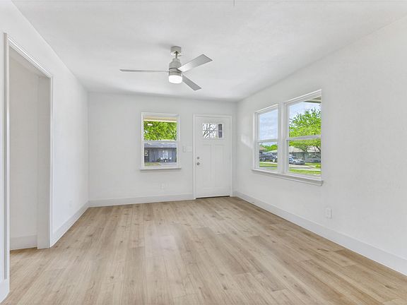 5th image of 7800 Gaston Ave