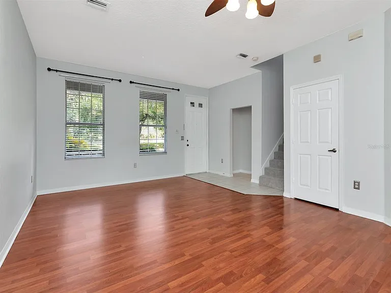 34902 Teeview Ln — Photo 4