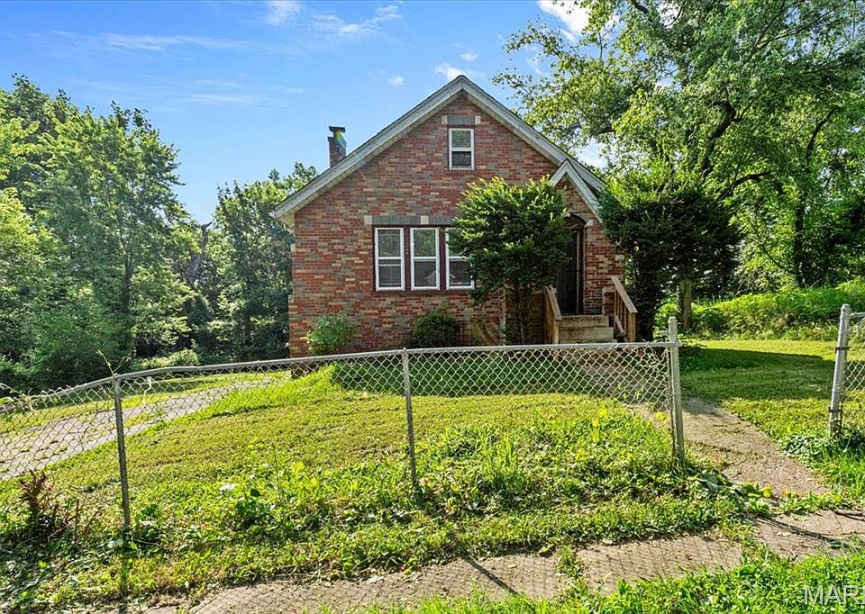 1st image of 2134 Rosebud Ave
