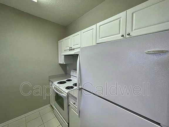 4th image of 2002 E 5th Ave #303-2002-3
