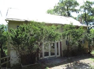 996 Greenville Rd, Wantage, NJ 07461