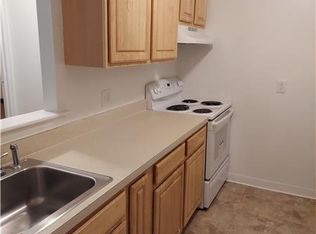 25 Brooks Ave #14, Quincy, MA 02169