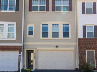 42295 Demarco Ter, Chantilly, VA 20152