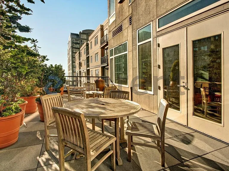2801 1st Ave #114 — Photo 25