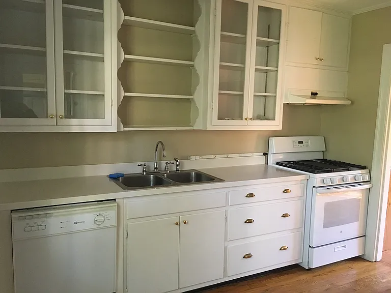 1219 Lone Oak Rd — Photo 5
