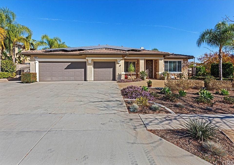 1st image of 1561 Sunshine Cir