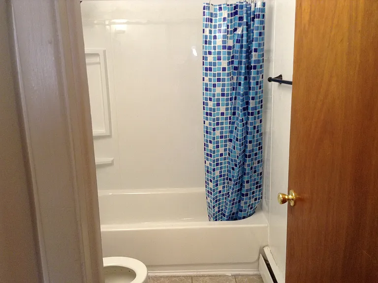 1006 Broadway St — Photo 58