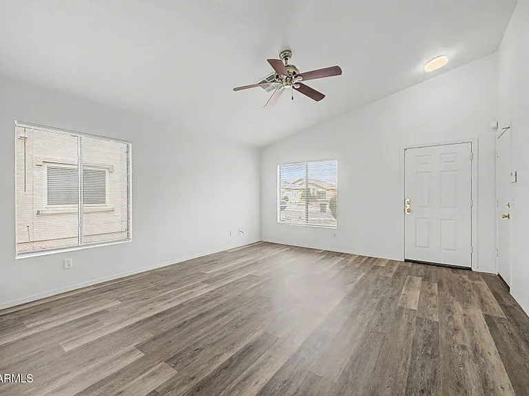 12749 W Sweetwater Ave — Photo 8
