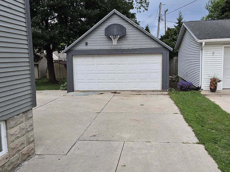 216 Bishop Ave #218 — Photo 14