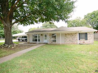 116 N Rainbow Dr, Whitehouse, TX 75791