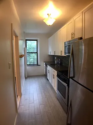 Rented by Roberto Guilbet, LREB | media 43