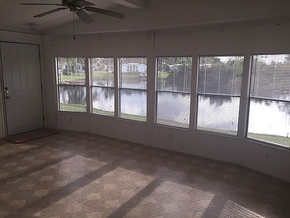 4th image of 4526 SE Basswood Ter