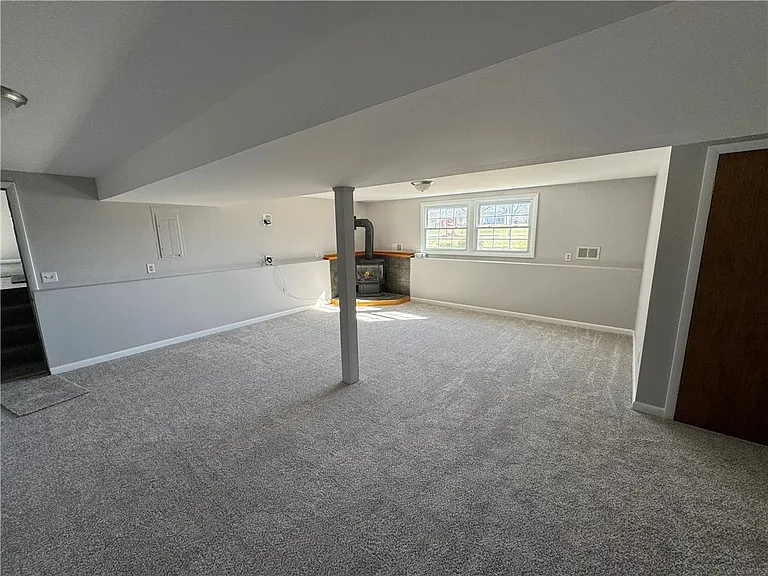 1095 Hamlin Parma Townline Rd — Photo 17