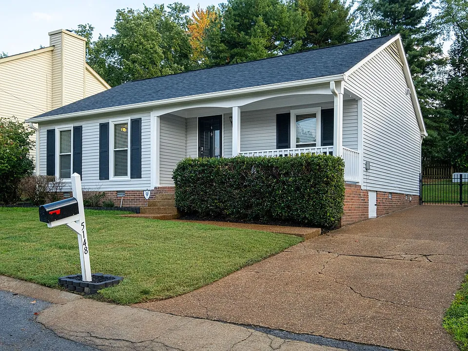 5148 Village Trce