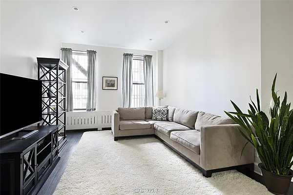 Sold by Town Residential | media 6