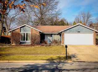 253 Hawthorne Dr, Bloomingdale, IL 60108