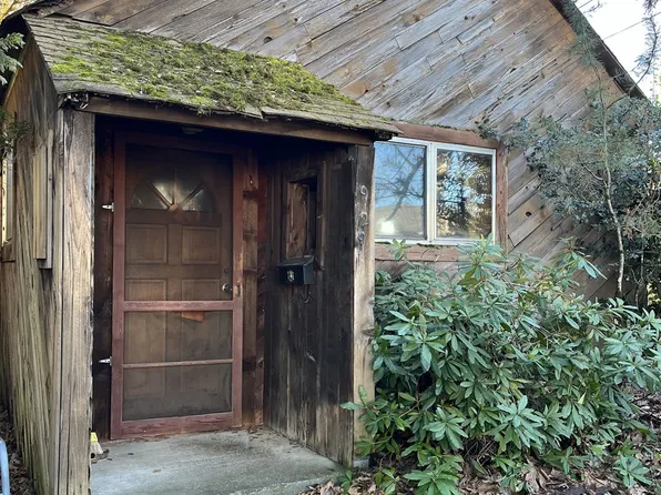 929 Wilson St, Hood River, OR 97031