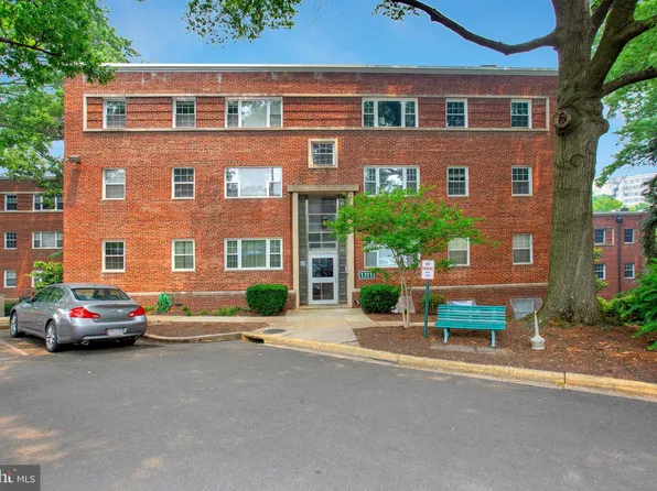 1311 N Ode St APT 605, Arlington, VA 22209