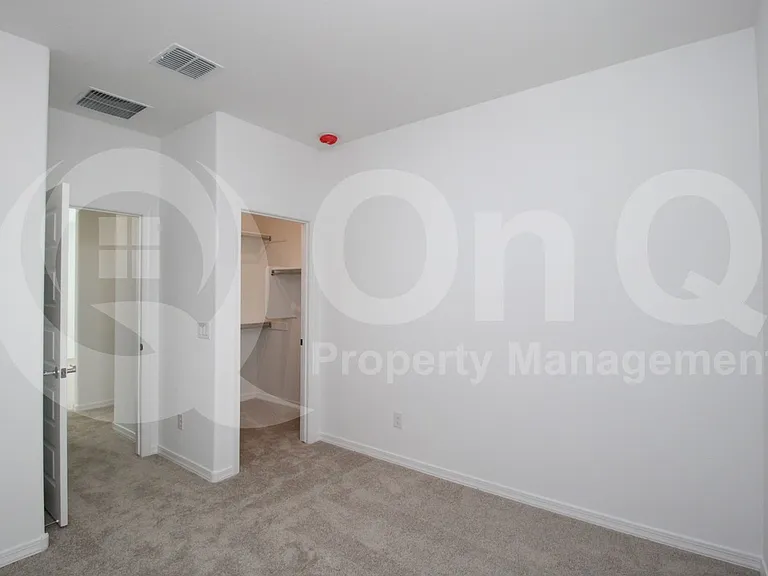 32470 N 122nd Ln — Photo 18