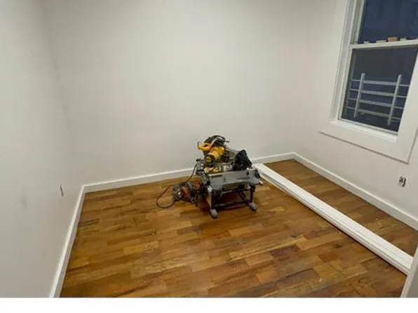 106 E 182nd St, Bronx, NY