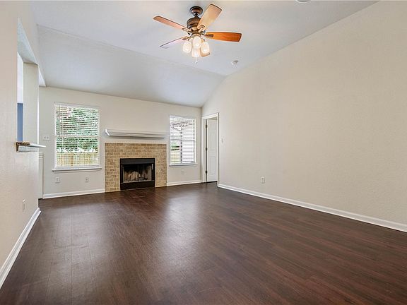 5th image of 15230 Faircrest Dr