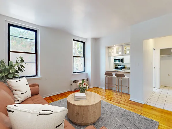 78 West 11th Street image 1 of 16