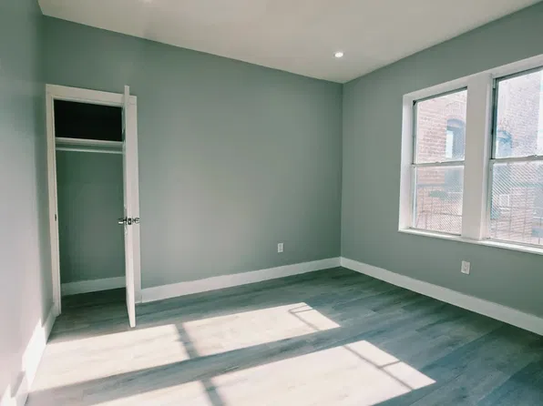 10 Bergen Ave #44, Jersey City, NJ 07305