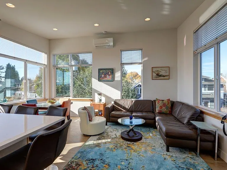 5513 35th Ave NE #2 — Photo 8