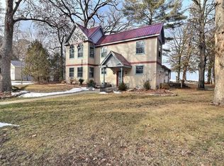 4637 Point Comfort Ln, Green Bay, WI 54311
