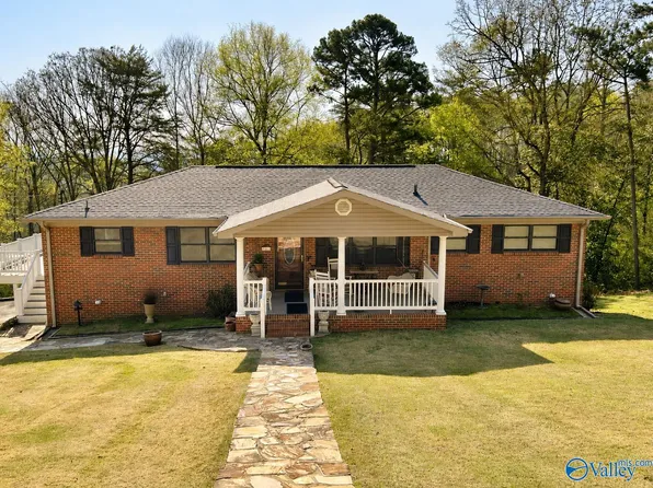 1217 Knight Dr, Gadsden, AL 35904