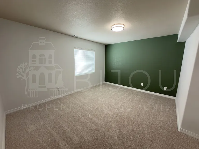 6733 Summer Grace St — Photo 11